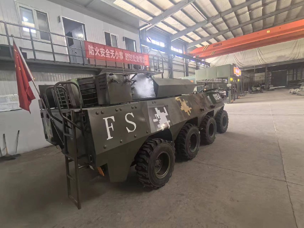 振宇協(xié)和裝甲運(yùn)兵車，軍事模型天花板！.jpg